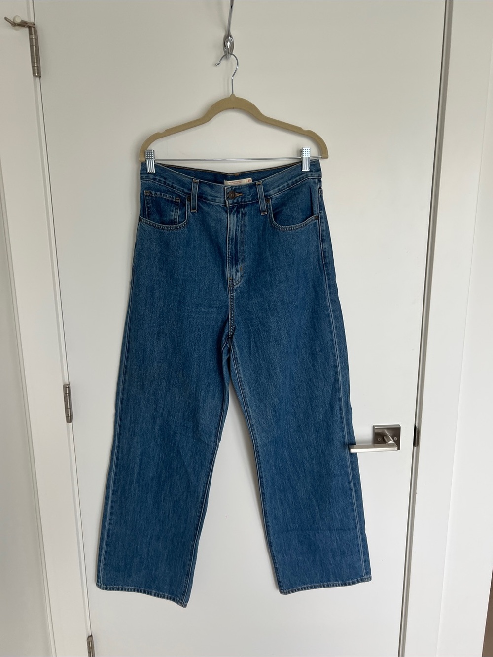 Levi’s High Waisted Straight Jeans